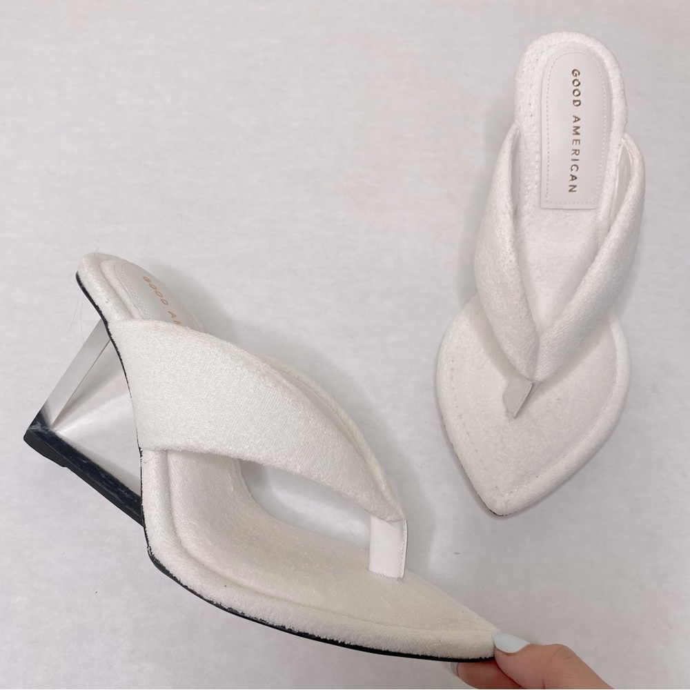 Good American White Terry Thong Lucite Heel Pointed Toe Wedge Size 7